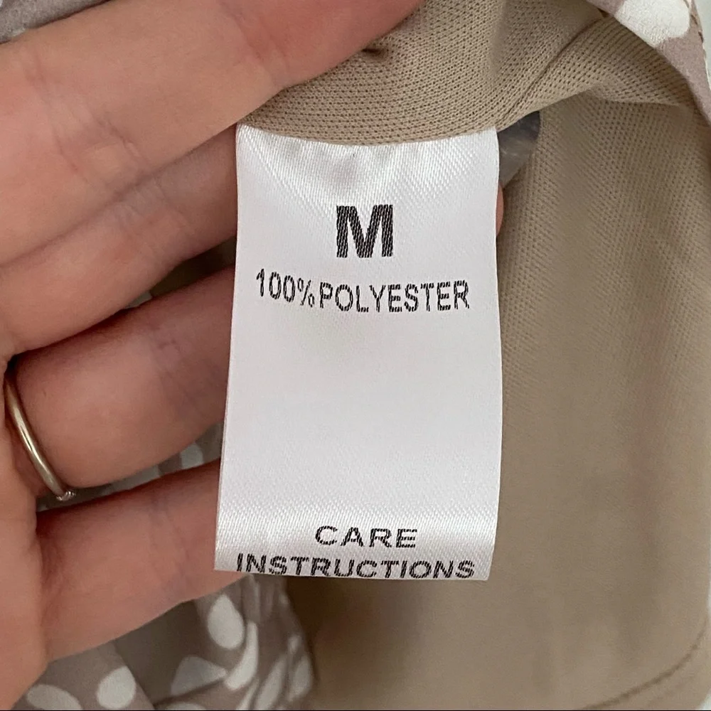 NWOT Pink Lily Won’t Break Your Heart Romper - Picture 9 of 11